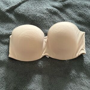 Body By Victoria Strapless Bra Bundle.